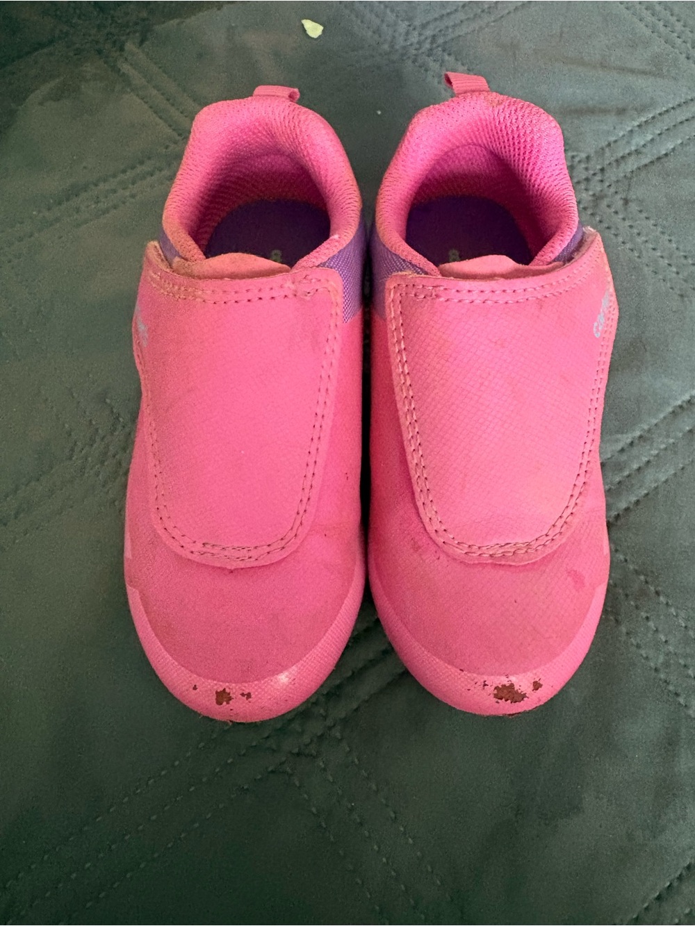 Kids pink Velcro cleats